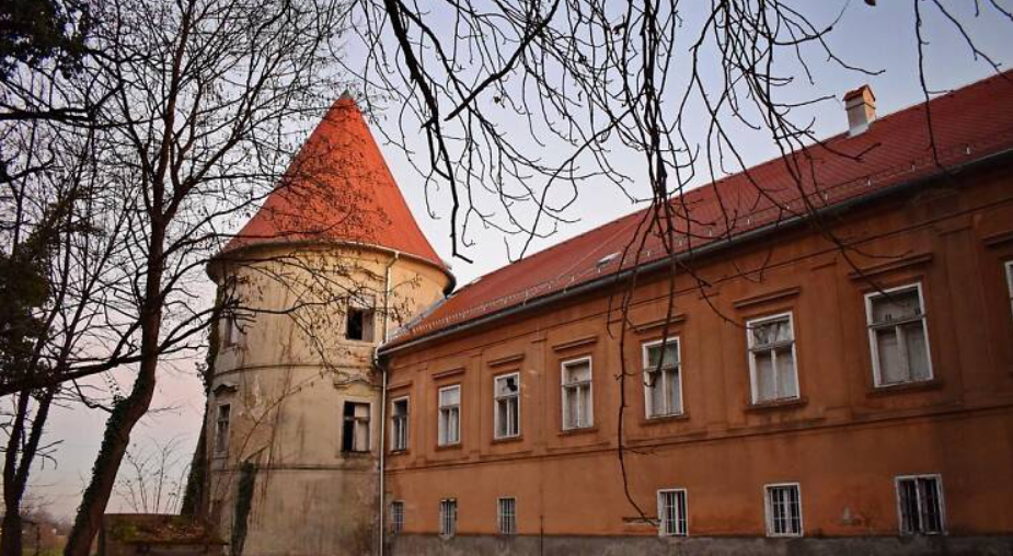 Dvorac Kerestinec, Croatia